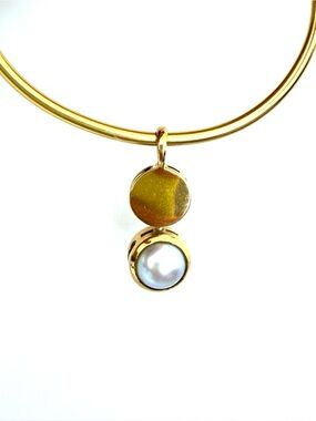 Marla Aaron ‘Working Dot’ 18k YG - LISTING FOR ROUND GOLD DOT ONLY.